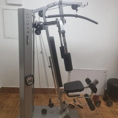 S Krytym Bazenem A Vyhledem Na Zamek 别墅 *